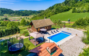 Awesome home in Krapinske Toplice w/ Outdoor swimming pool, WiFi and 2 Bedrooms